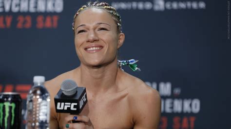 abigail shapiro nude|Street magician tricks UFC’s Felice Herrig into flashing her bare ...